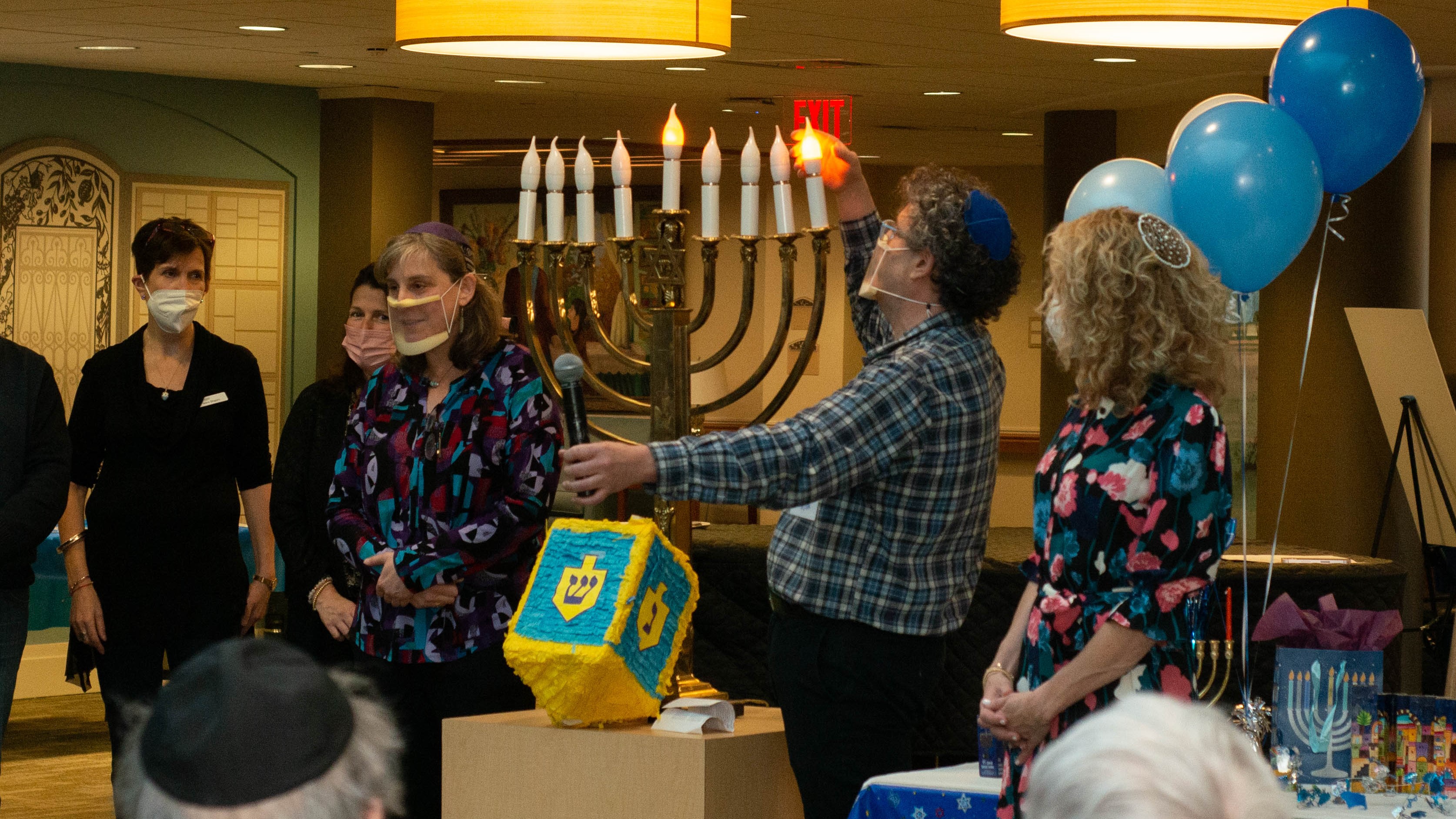 Lighting Up Greater Philadelphia: Hanukkah 2022 Celebration Recap