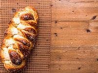 This Week's Nosh: Pretzel Challah