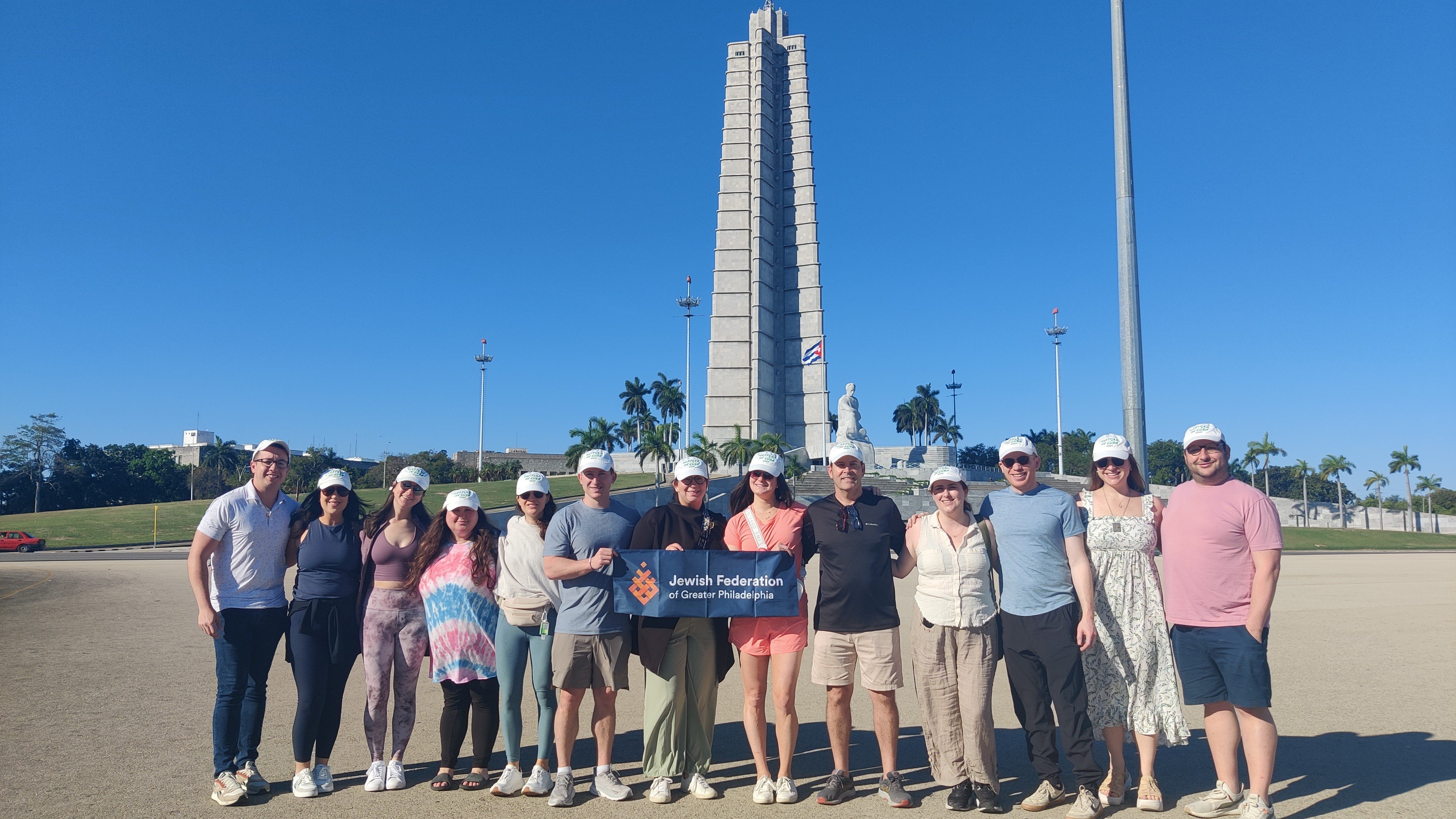 ¡Estamos en Cuba! NextGen Visits Havana’s Jewish Community