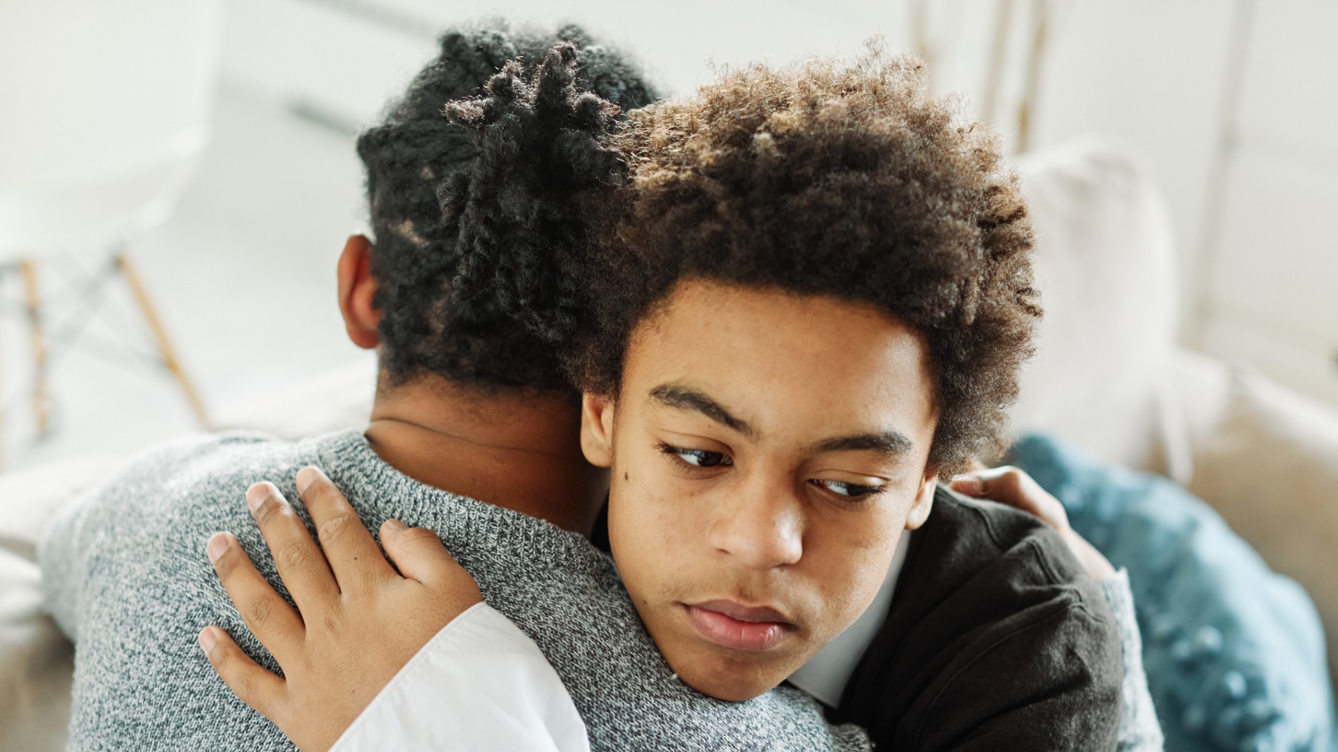 How to Recognize 5 Possible Signs of Depression in Teens